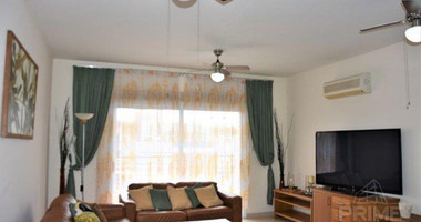 Seafront Two bedroom Apartment with Pool in Kato Pafos for Rent