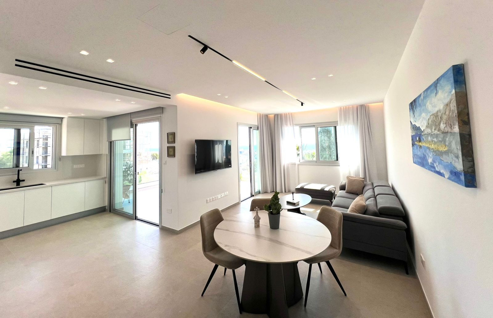 Apartamento 3 habitaciones 150 m² en Demos Agiou Athanasiou, Chipre