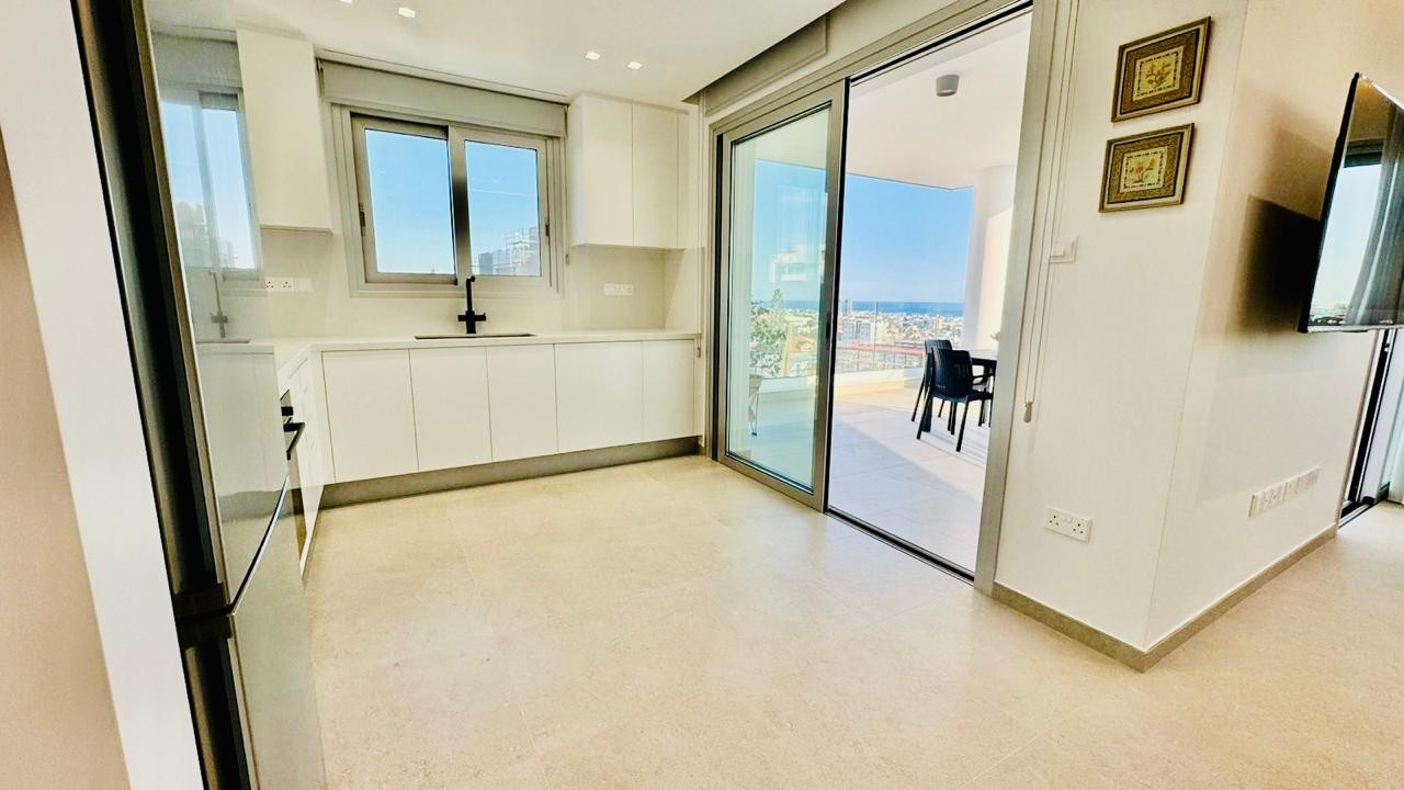 Apartamento 3 habitaciones 150 m² en Demos Agiou Athanasiou, Chipre