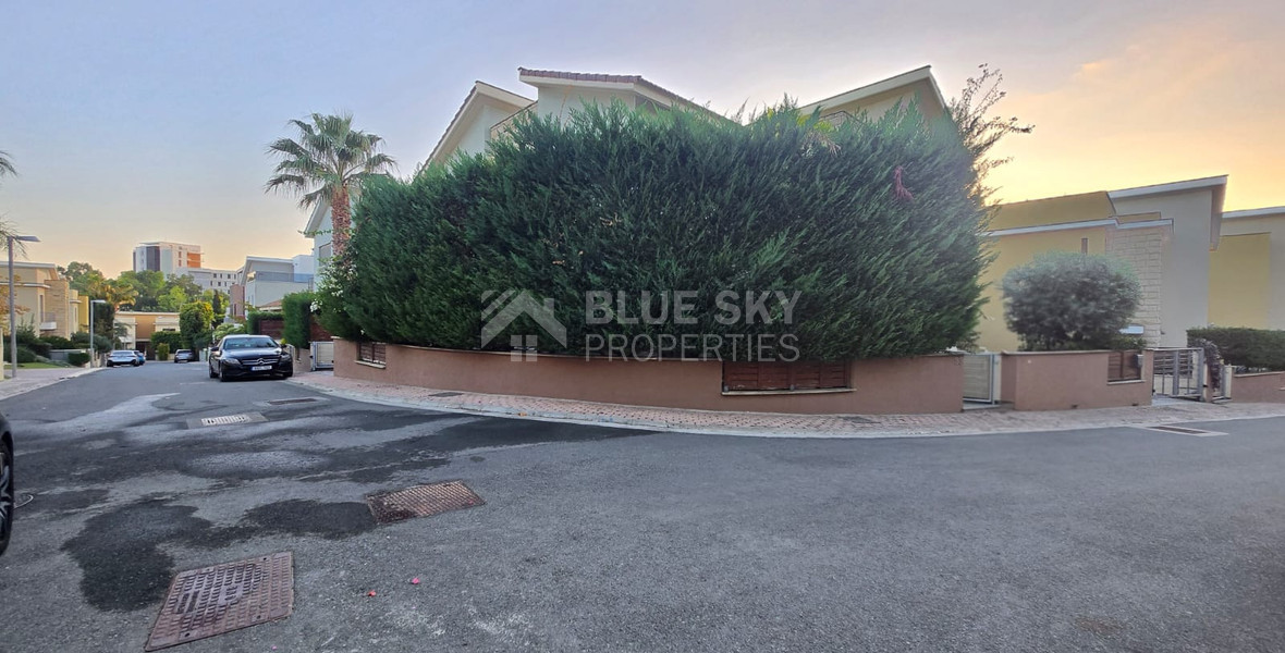 For Rent Luxury Three Bedroom Villa in Gated Seafront Complex — Pareklissia Tourist Area, Limassol