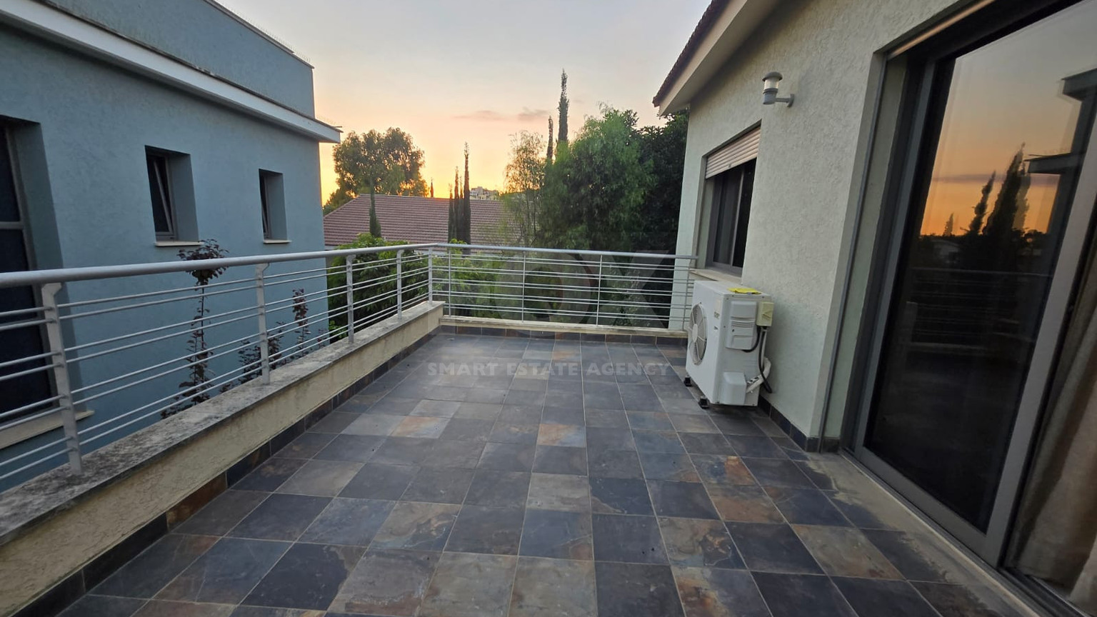 For Rent Luxury Three Bedroom Villa in Gated Seafront Complex — Pareklissia Tourist Area, Limassol