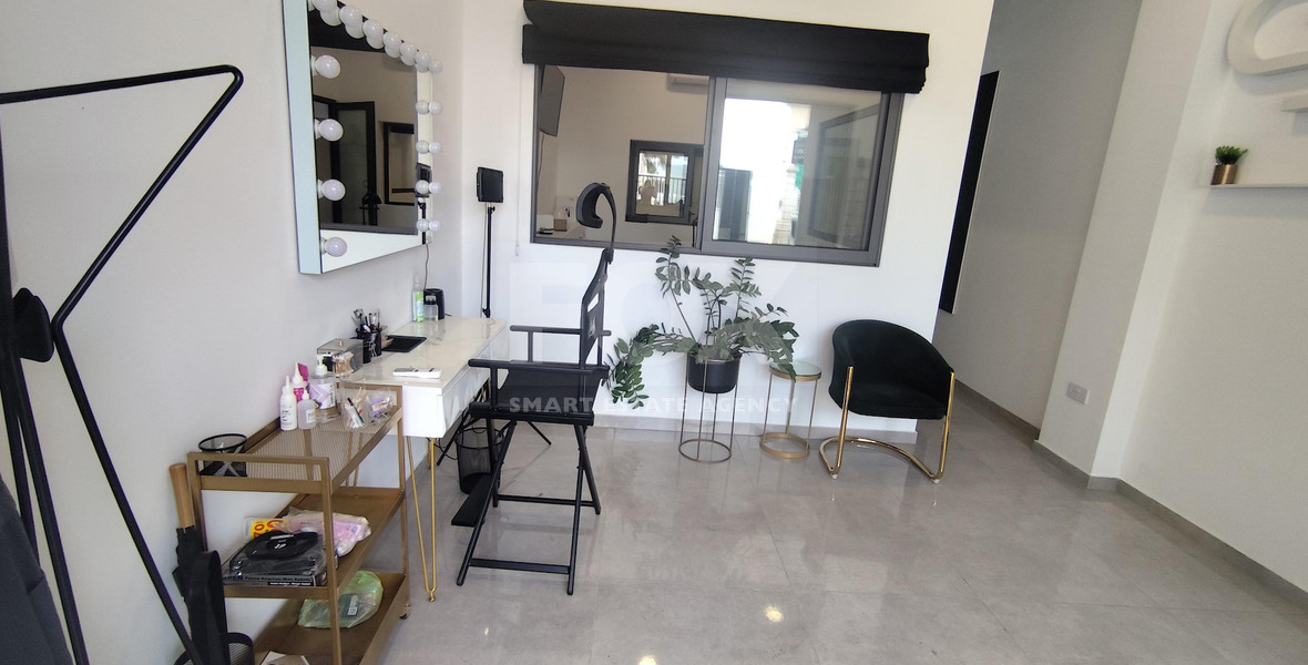 Nice renovated shop in Katholiki for rent, Limassol