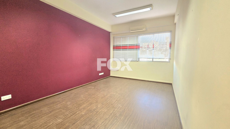 Γραφείο 530 μ² προς ενοικίαση στην τοποθεσία Apostolou Petrou & Pavlou, Limassol, Cyprus