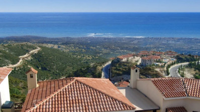 Spacious four  Bedroom Villa in Peaceful Tsada Village for sale