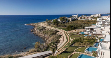 Exclusive Paphos Beachfront Villa with Five Bedrooms & Private Pool in Kissonerga