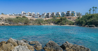 Exclusive Paphos Beachfront Villa with Five Bedrooms & Private Pool in Kissonerga