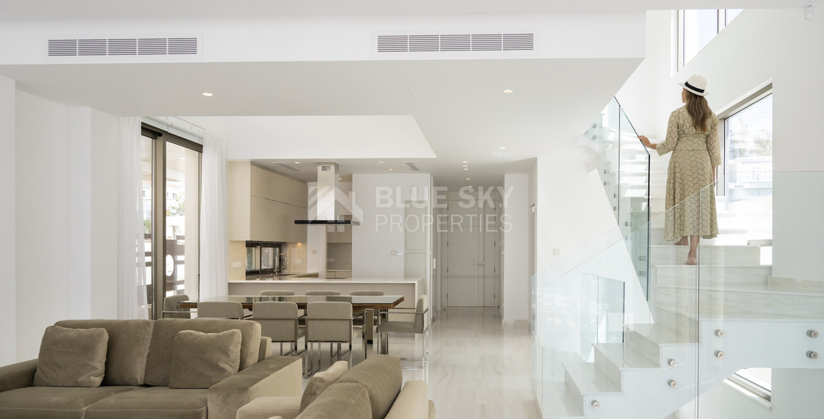 Exclusive Paphos Beachfront Villa with Five Bedrooms & Private Pool in Kissonerga