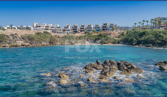 Exclusive Paphos Beachfront Villa with Five Bedrooms & Private Pool in Kissonerga