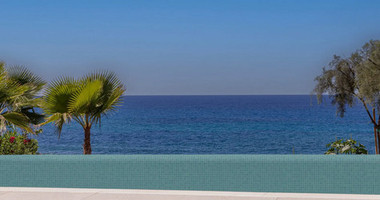 Exclusive Paphos Beachfront Villa with Five Bedrooms & Private Pool in Kissonerga