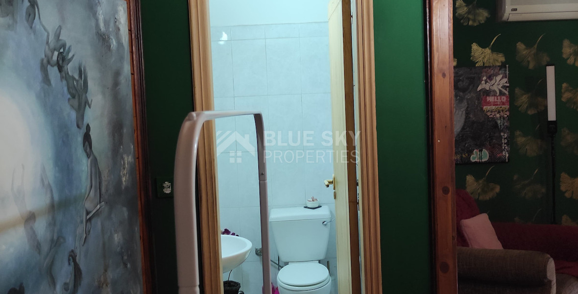 Partially Furnished Artistic Shop in Geroskipou Center, for rent