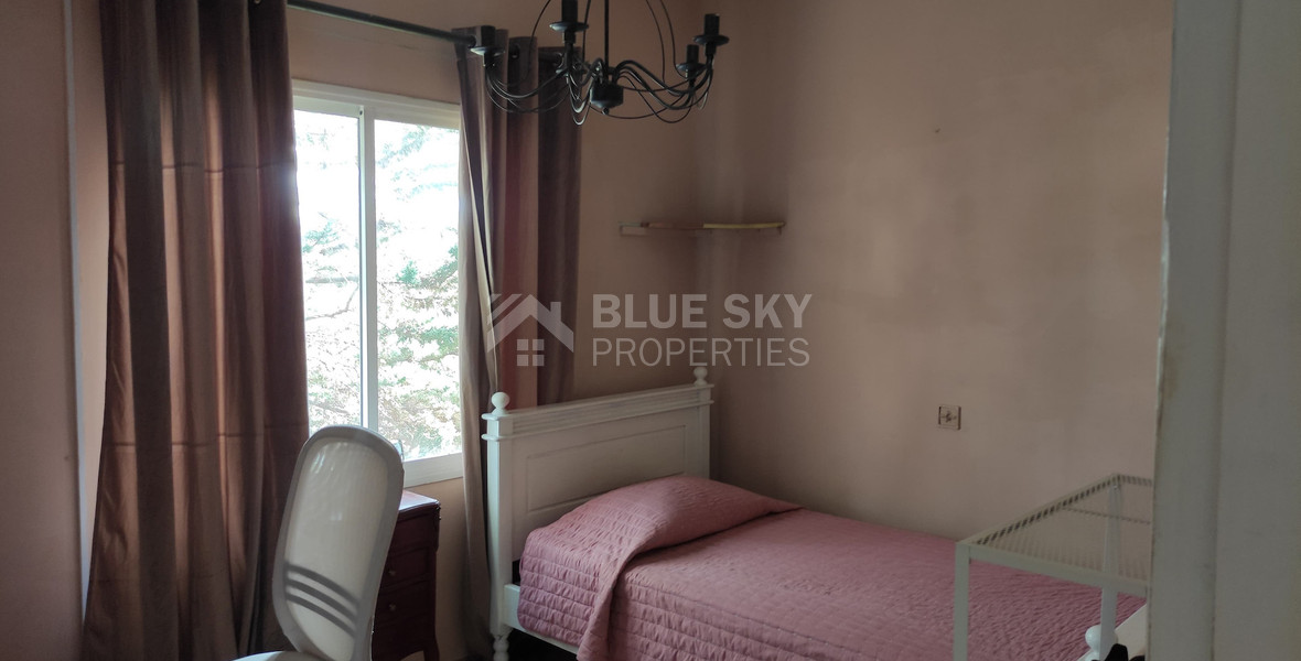 Modern Three Bedroom Apartment in Vibrant Geroskipou Area for rent