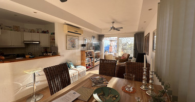 Corner Three Bedroom Apartment with Pool Views in Kato Paphos for sale