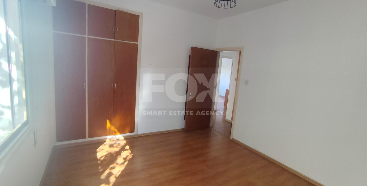 Three bedroom upper house in Neapoli for rent , Limassol