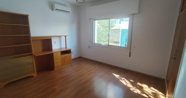 Three bedroom upper house in Neapoli for rent , Limassol