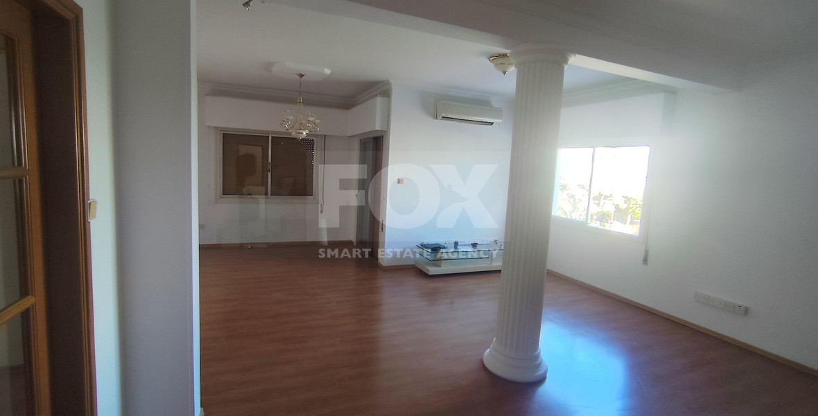 Three bedroom upper house in Neapoli for rent , Limassol