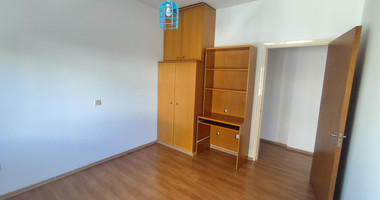 Three bedroom upper house in Neapoli for rent , Limassol