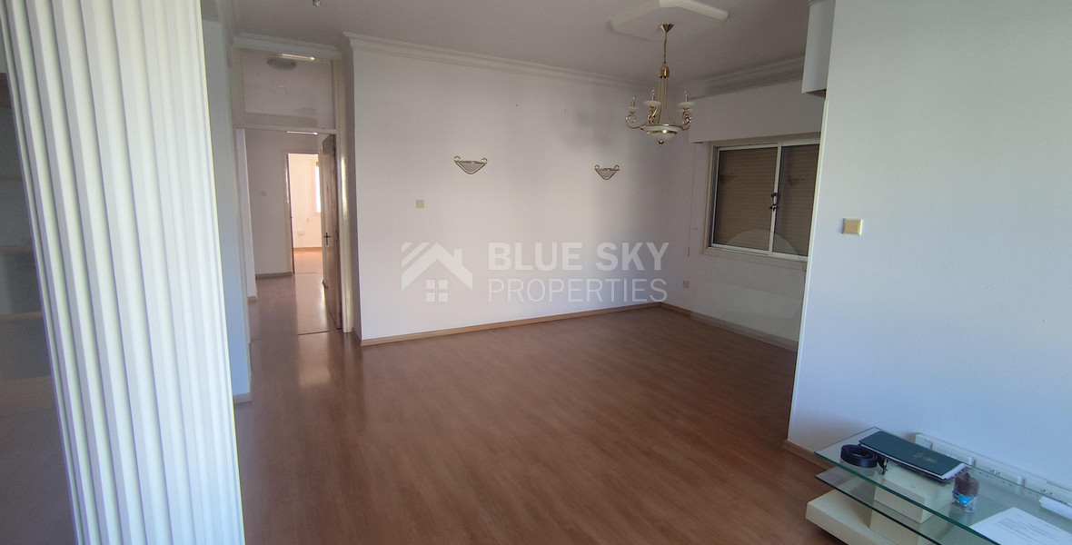 Three bedroom upper house in Neapoli for rent , Limassol