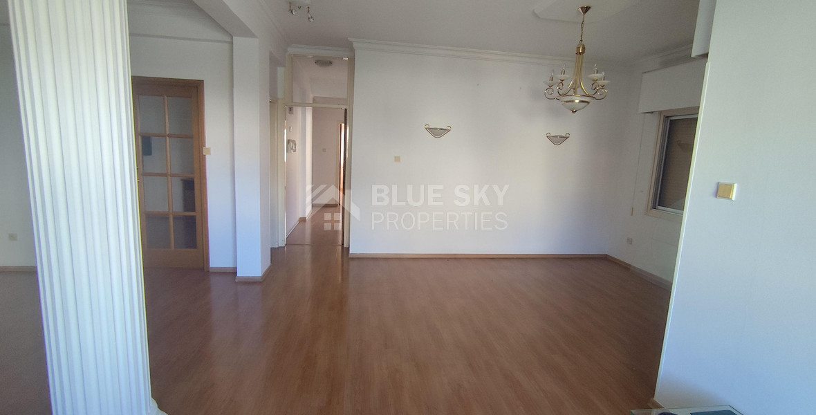 Three bedroom upper house in Neapoli for rent , Limassol