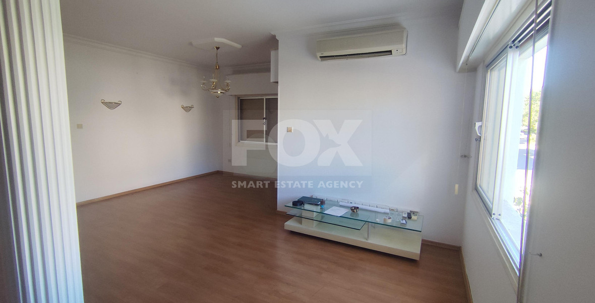 Three bedroom upper house in Neapoli for rent , Limassol
