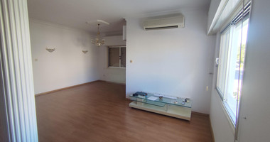 Three bedroom upper house in Neapoli for rent , Limassol