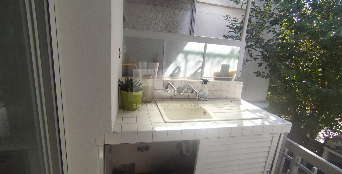 Three bedroom upper house in Neapoli for rent , Limassol