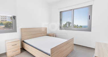 Modern two Bedroom Apartment Near Coral Bay with Pool & Sea Access for sale