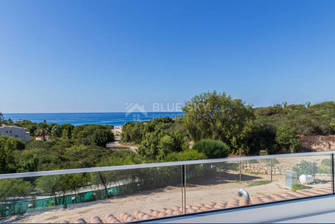 Elegant Mediterranean two bedroom apartment close to Beaches and Amenities for sale