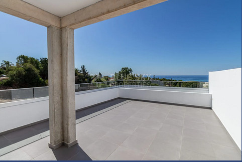 Elegant Mediterranean two bedroom apartment close to Beaches and Amenities for sale