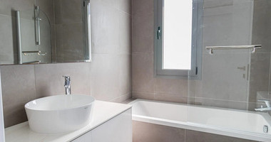 Elegant Mediterranean two bedroom apartment close to Beaches and Amenities for sale