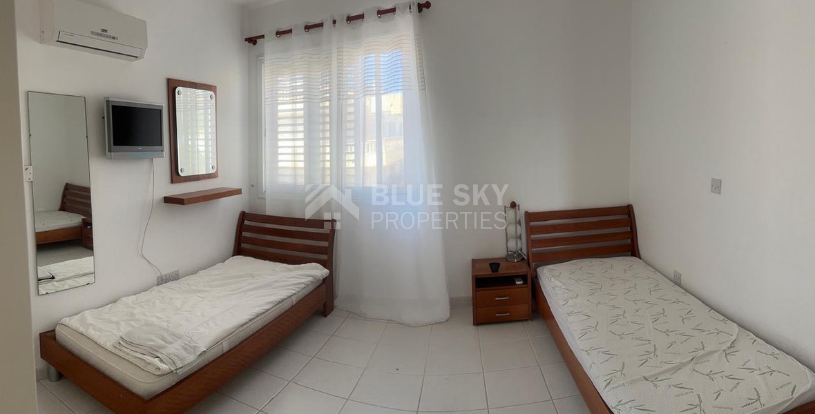 For sale : Investment Opportunity: Furnished 2-Bedroom Townhouse in Private Complex with Pool