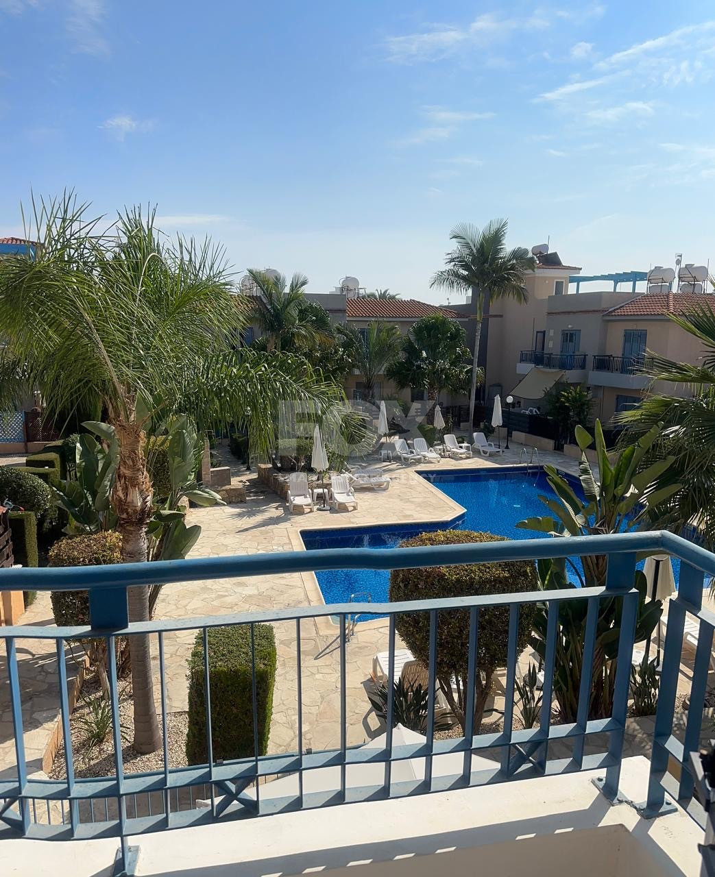 For sale : Investment Opportunity: Furnished 2-Bedroom Townhouse in Private Complex with Pool