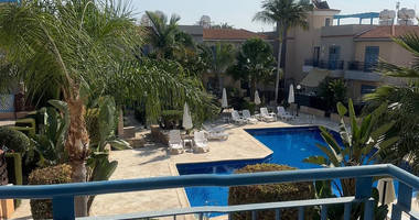For sale : Investment Opportunity: Furnished 2-Bedroom Townhouse in Private Complex with Pool