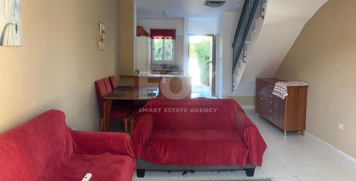 For sale : Investment Opportunity: Furnished 2-Bedroom Townhouse in Private Complex with Pool