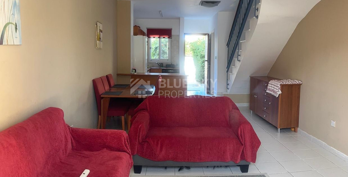 For sale : Investment Opportunity: Furnished 2-Bedroom Townhouse in Private Complex with Pool