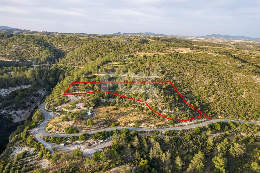 Land of 10,703sqm for sale in Agios Therapon, Limassol