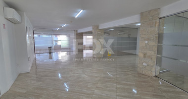 Mezzanine office above the ground floor office/shop for rent in Katholiki
