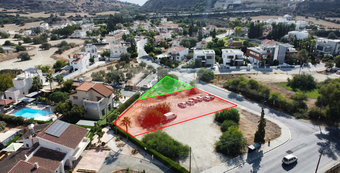 Prime Building Plot for Sale in Agios Tychonas – 947m² with Building Permit for Luxury 5-Bedroom Villa & Sea Views