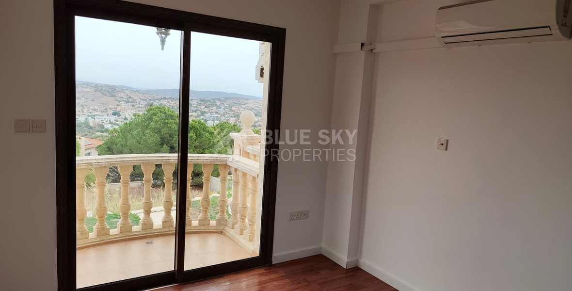 Spacious 5 Bedroom Villa  With Sea View for rent in Parekklisia, Limassol
