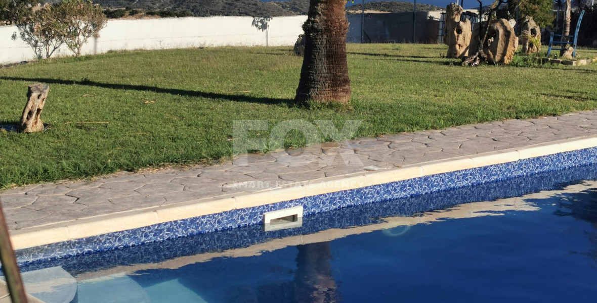 Spacious 5 Bedroom Villa  With Sea View for rent in Parekklisia, Limassol