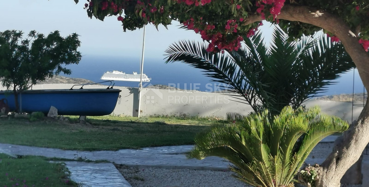 Spacious 5 Bedroom Villa  With Sea View for rent in Parekklisia, Limassol