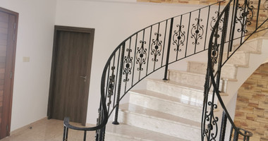 Spacious 5 Bedroom Villa  With Sea View for rent in Parekklisia, Limassol