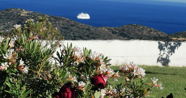 Spacious 5 Bedroom Villa  With Sea View for rent in Parekklisia, Limassol