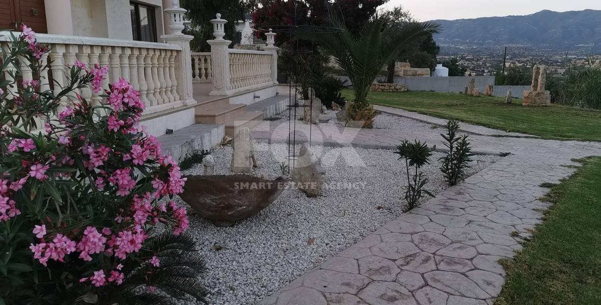 Spacious 5 Bedroom Villa  With Sea View for rent in Parekklisia, Limassol