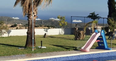 Spacious 5 Bedroom Villa  With Sea View for rent in Parekklisia, Limassol