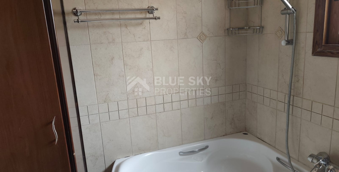 Spacious 5 Bedroom Villa  With Sea View for rent in Parekklisia, Limassol