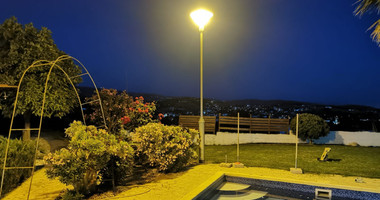 Spacious 5 Bedroom Villa  With Sea View for rent in Parekklisia, Limassol