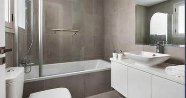 Luxury four bedroom Villa for Sale in Tala with Private Pool, Panoramic Views & Landscaped Gardens