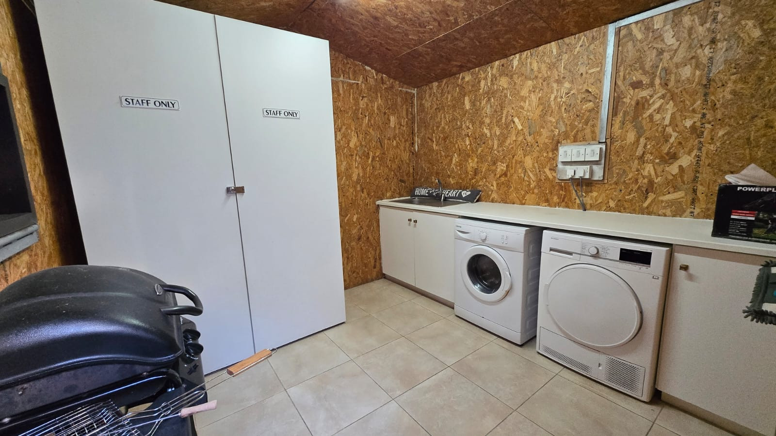 Adosado 2 habitaciones 80 m² en Koinoteta Parekklesias, Chipre