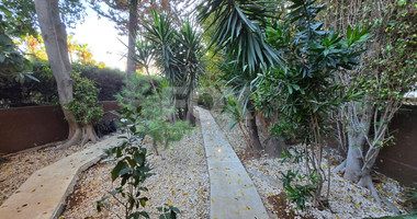 Renovated Two-Bedroom Townhouse with Garden for Rent in Parekklisia Tourist Area – Pool, Tennis, Furnished