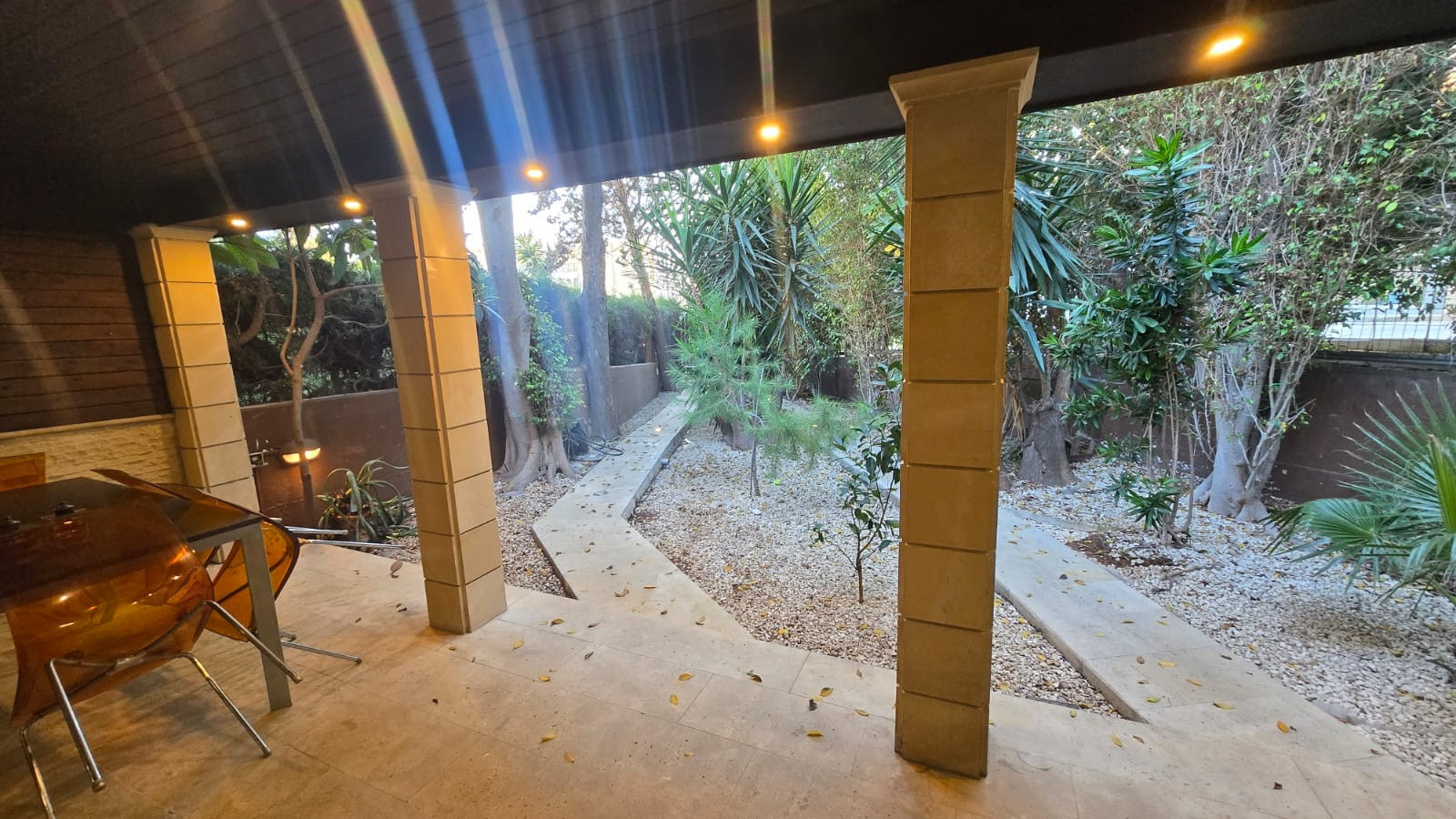 Adosado 2 habitaciones 80 m² en Koinoteta Parekklesias, Chipre